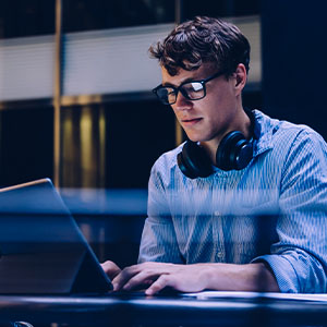 Low-Code Developer com foco em OutSystems